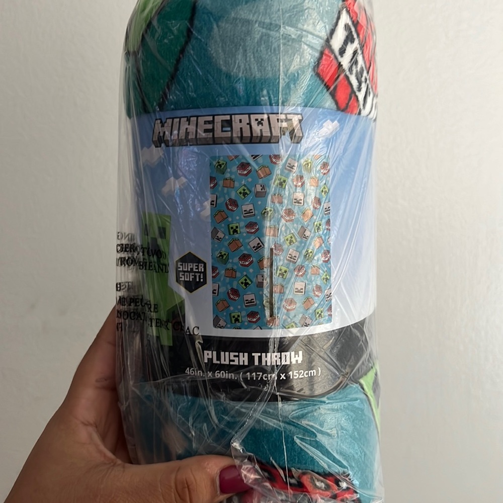 Super soft Minecraft plush throw